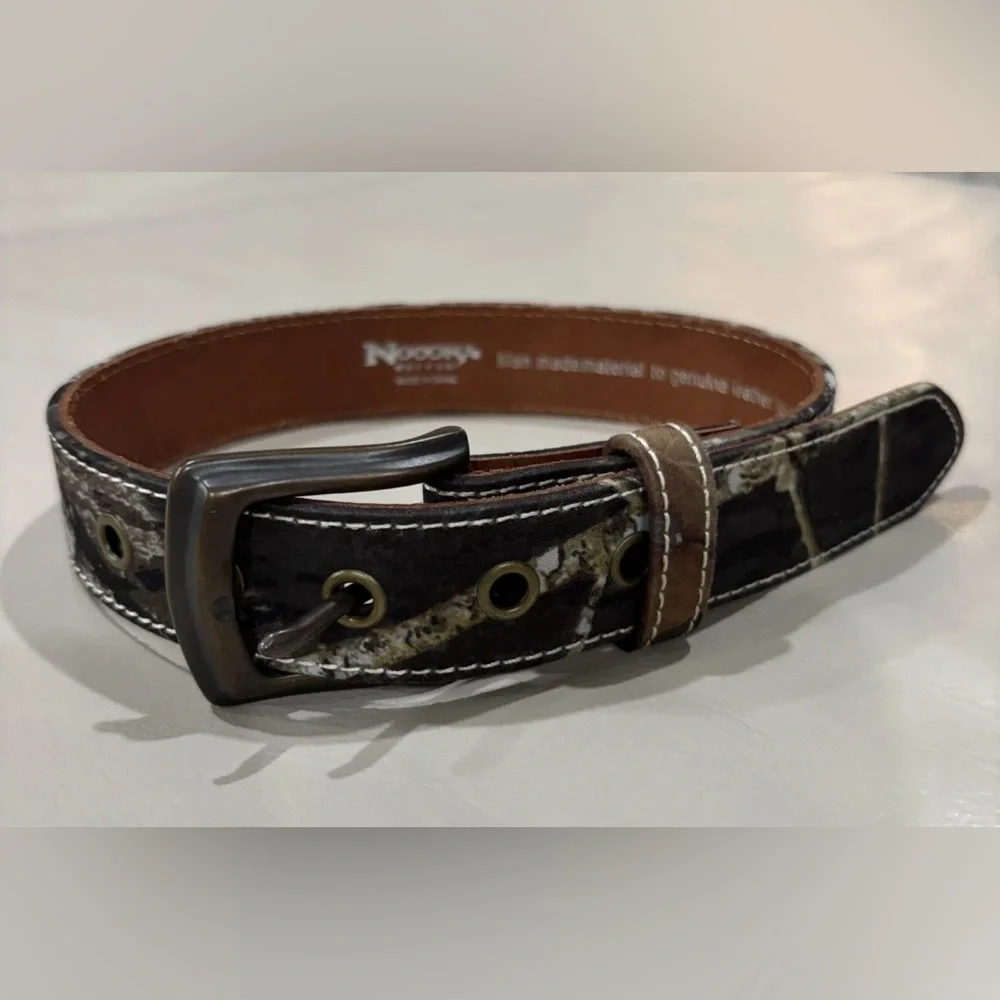 Child’s Nicona Leather Camouflage Belt Size 18